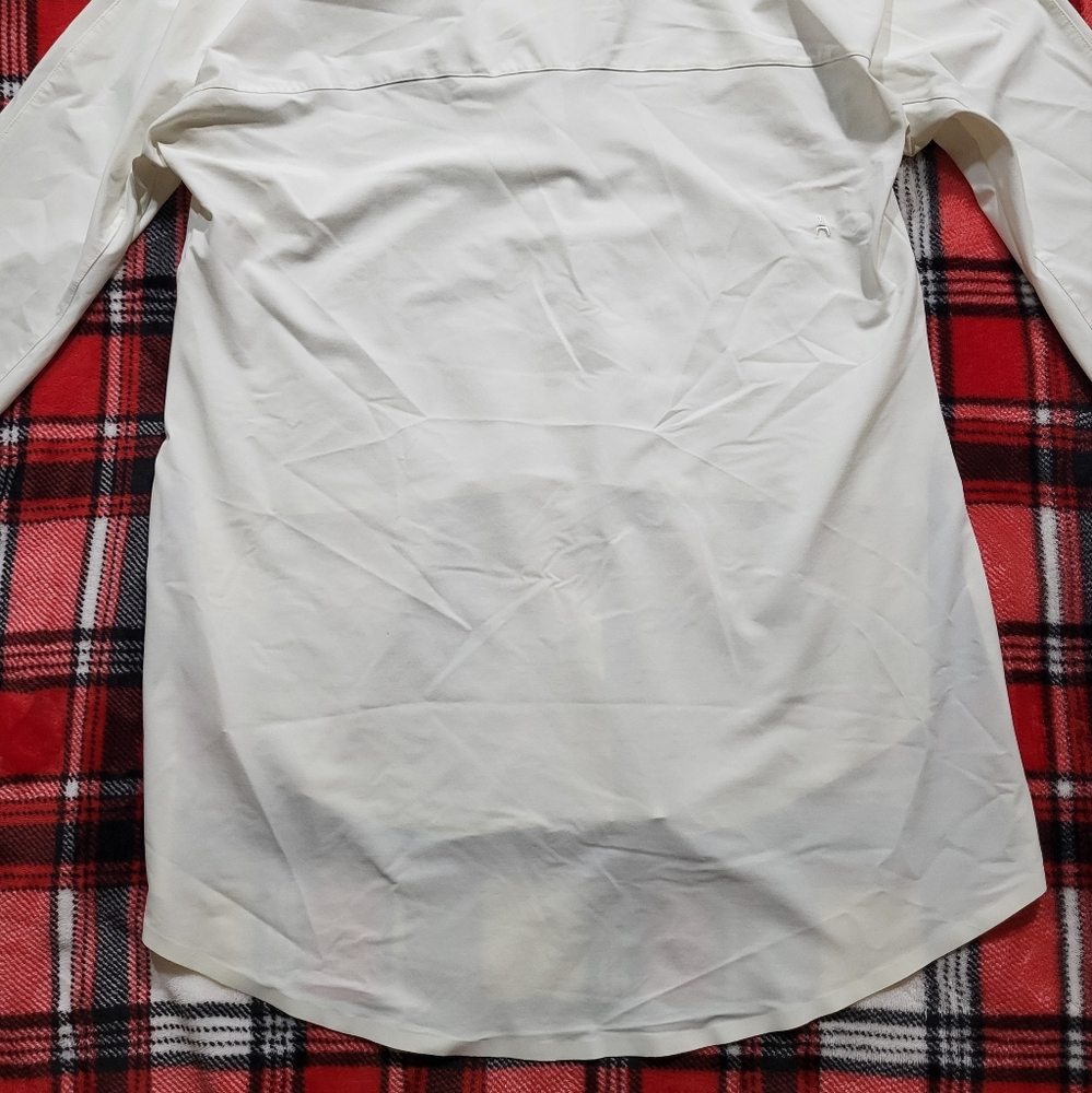 Aday Something Borrowed White Shirt With Face Design Size Small - Picture 11 of 14
